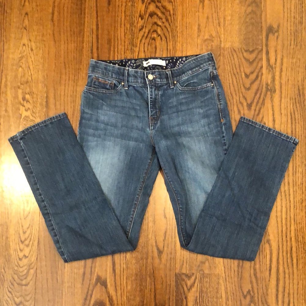 LEVIS Women’s 525 Straight Leg Medium Wash Perfect Fit Denim Low Rise Jeans Sz 8